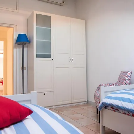 公寓 Penthouse Three Bedrooms 圣雷默