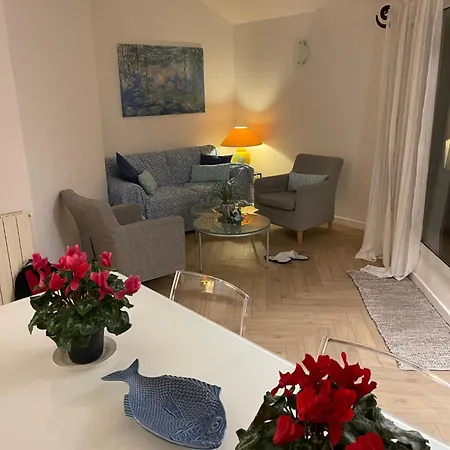 Penthouse Three Bedrooms Daire Sanremo