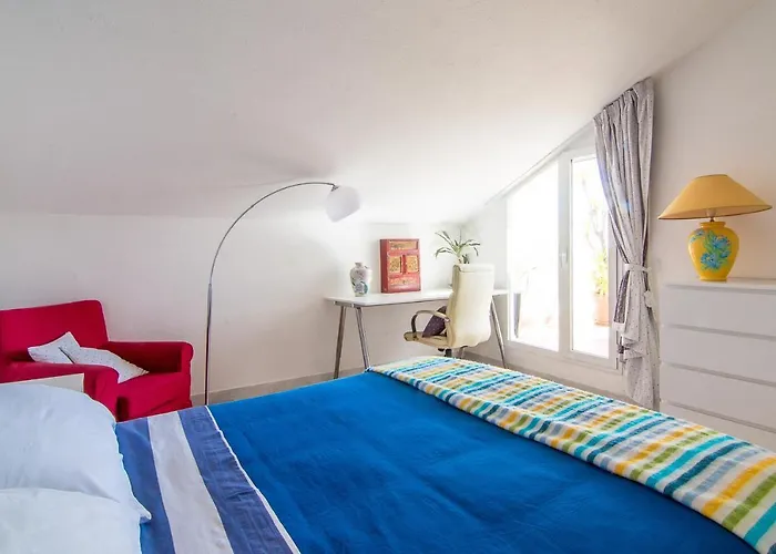 Penthouse Three Bedrooms Apartament